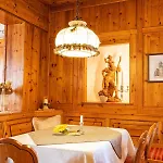Landgasthof Sonne Roettingen ホテル 3*