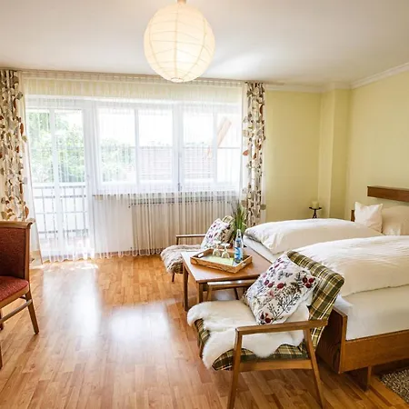 Hotel Landgasthof Sonne Roettingen