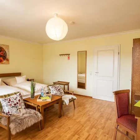 Hotel Landgasthof Sonne Roettingen Lauchheim